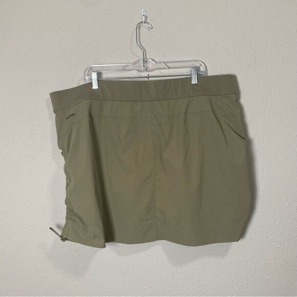 Columbia Omni-Shield Advanced Repllency Outdoor Active Tan Skort Women's Size 3X - Picture 3 of 12